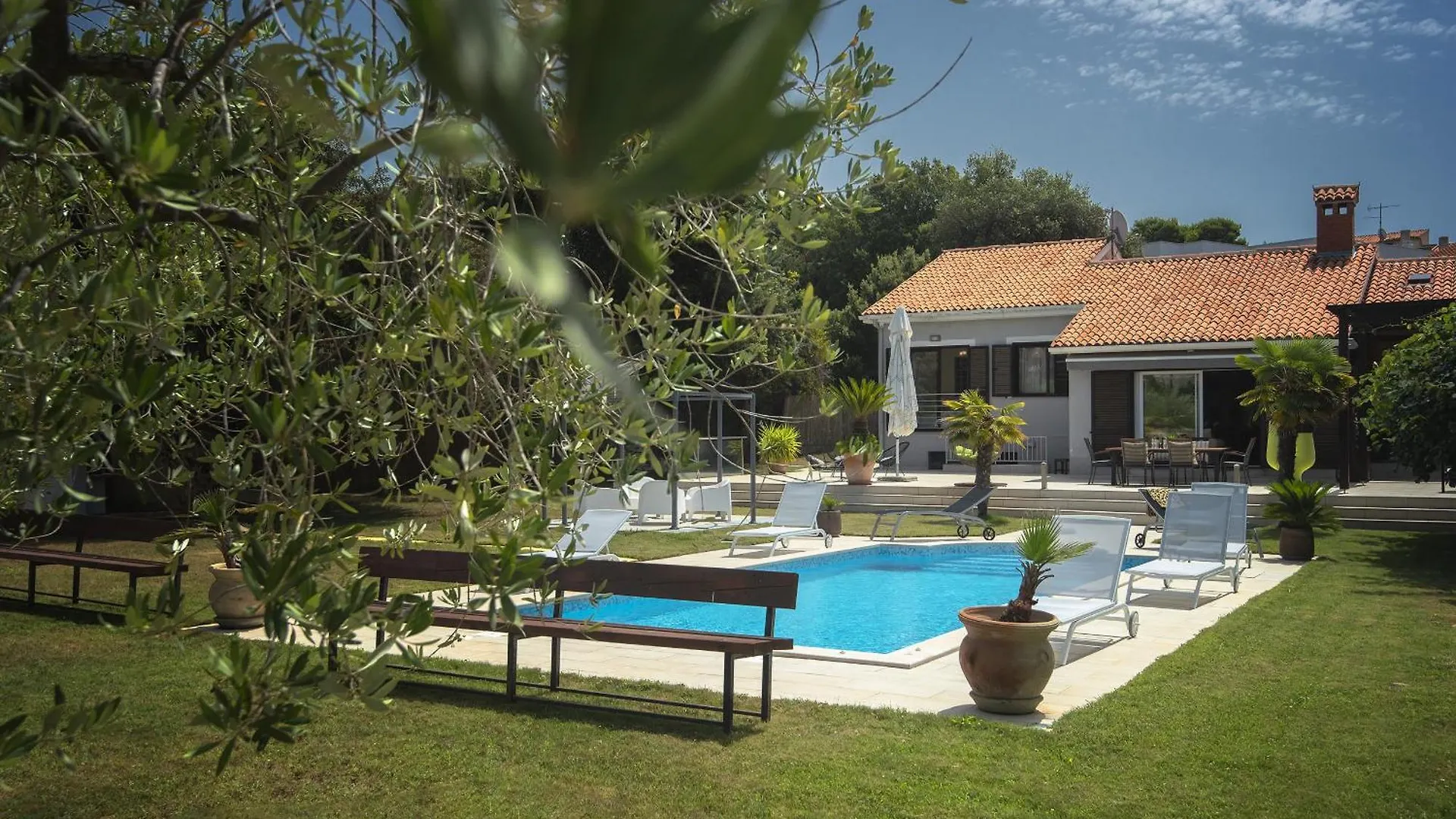Villa Contessa Del Mar In Pula For 7 People Only 200 Meters From The Beach & Pet Friendly 0*,  Chorvatsko